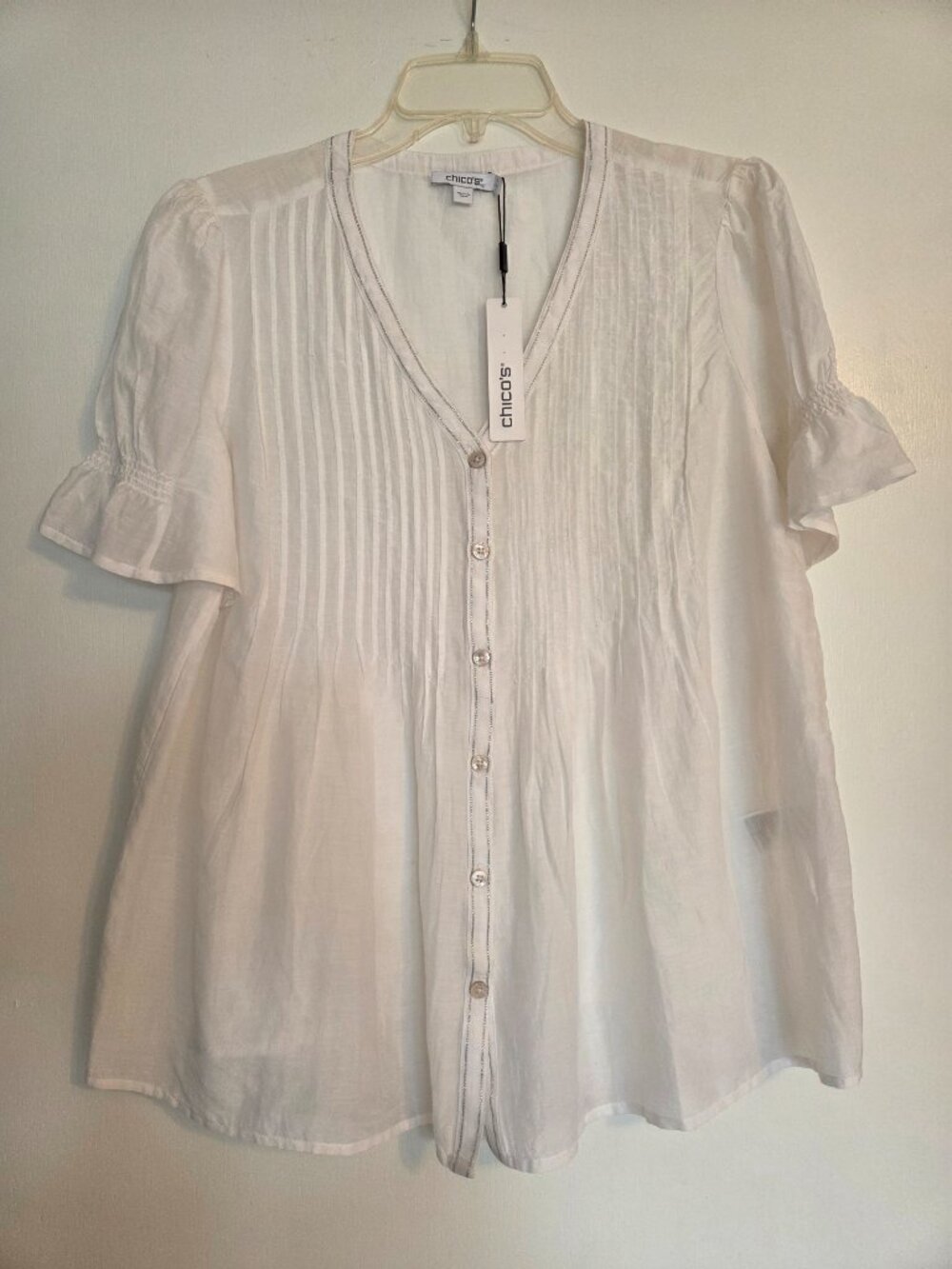 NWT Chico's Size 1/M White Babydoll Blouse Pleated Front Gathered Sleeve Sheer - Picture 7 of 12